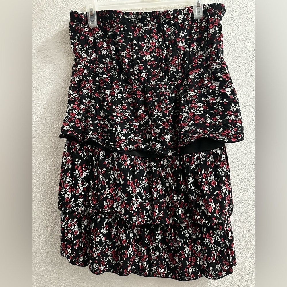 Ruffled Floral And Black Boho Skirt From Céline By Champion Size L